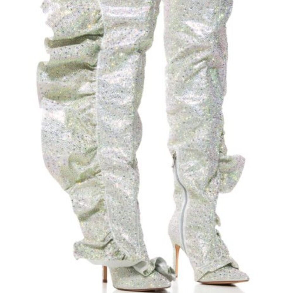 AZALEA WANG " FOREVER FLAUNTING "SILVER RUFFLE RHINESTONE BOOT( BRAND NEW !!!!!!